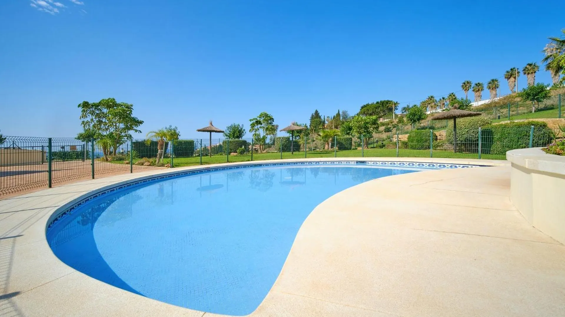 公寓 Benalmadena Cibeles 16, Pool View, Terrace, Golf公寓
